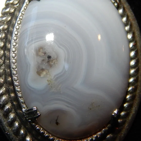 <3  Bold Grey Botswana Agate Pendant Necklace  <3 - Picture 3 of 4